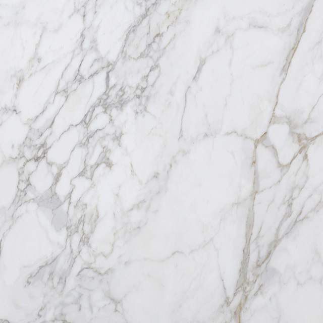 Calacatta Viviez - Avant Quartz