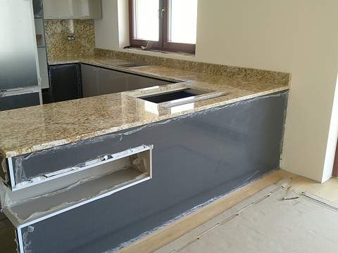 Pracovná doska z materiálu Imperial gold, Nové Zámky - Ref. č.: 153