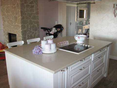 Pracovná doska z materiálu White Storm14 - Silestone, Nové Zámky - Ref. č.: 157