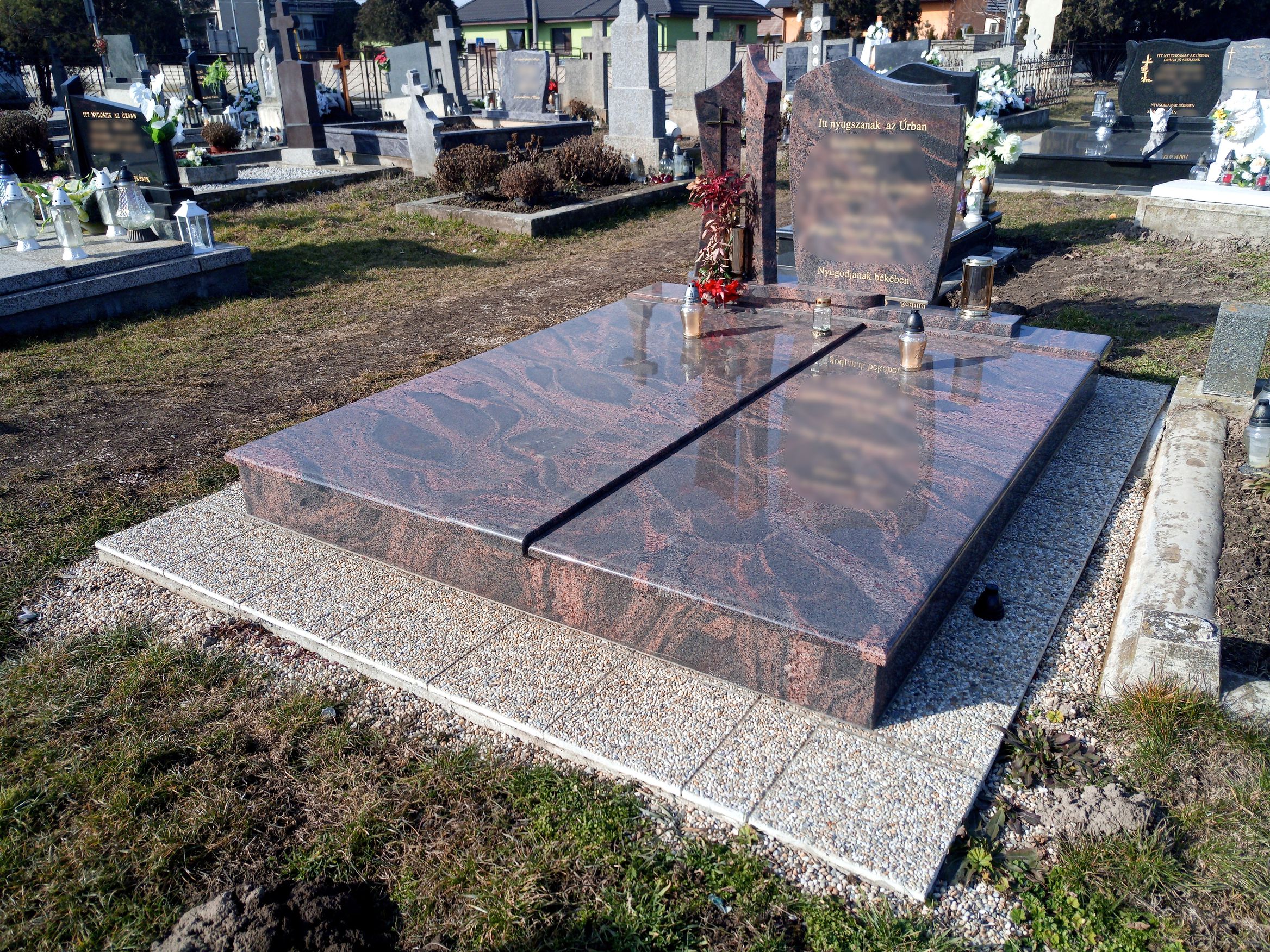 Dvojhrob z materiálu fínska aurora
