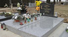 Dvojhrob z materiálu Impala tarn, Palárikovo